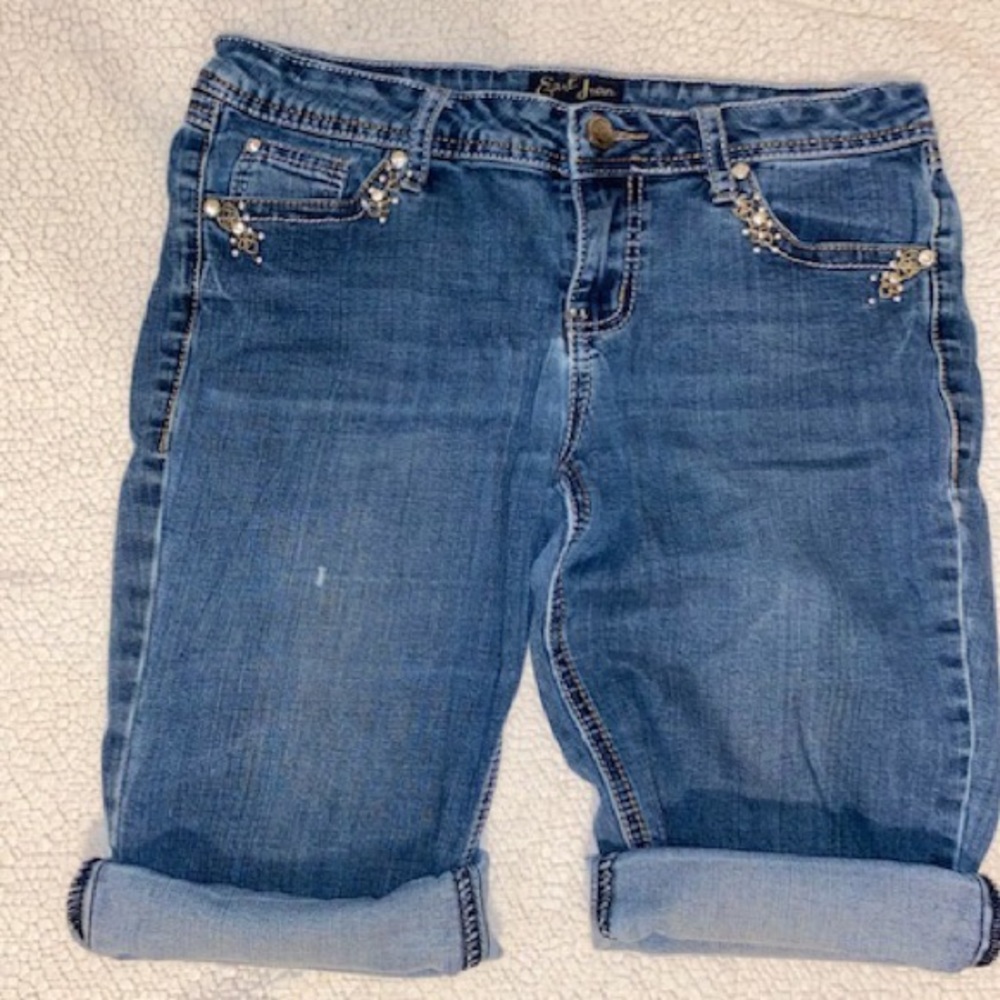 Earl Jones Shorts Size 9 with Cross Embellishments